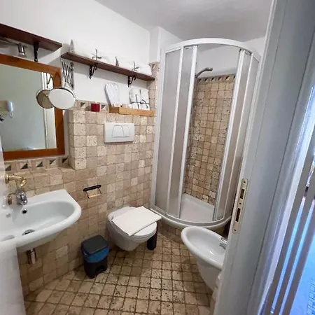 Apartment Aicha House Livorno